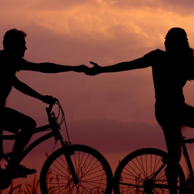 couple on a cycling date